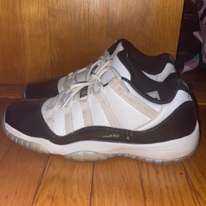Jordan 11s
